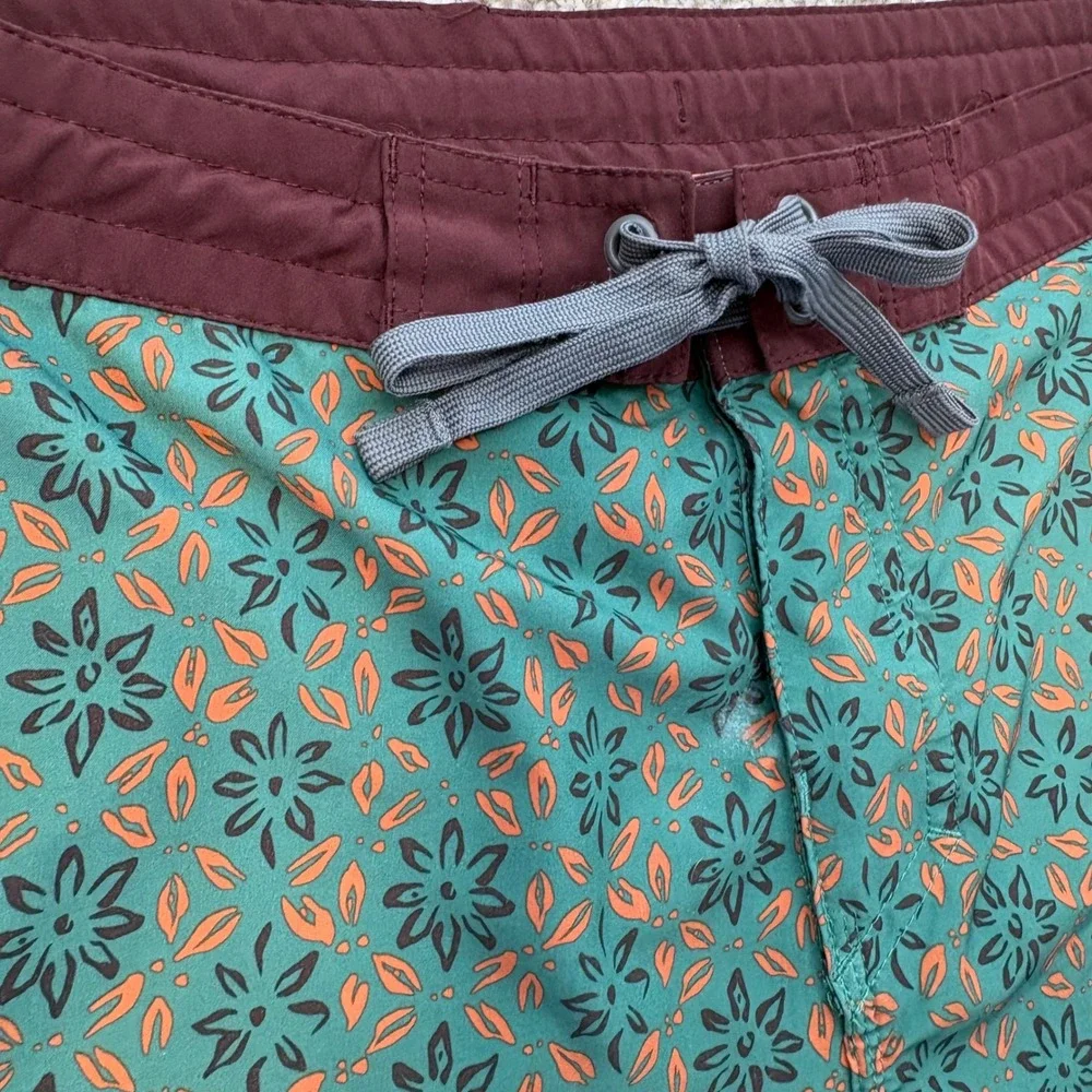 PRANA Men's Boardshort 31 Green Cove Geo Floral 8
